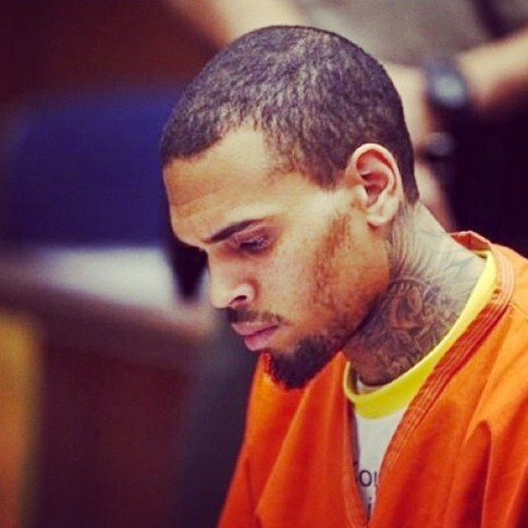 Chris Brown Akui Banyak Buat Salah Sepanjang Hidupnya