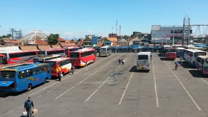 Bus Terjebak Macet, Arus Balik di Terminal Cicaheum Sepi