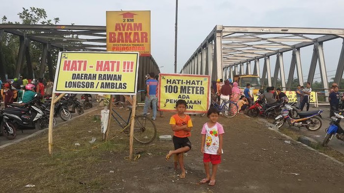 Jembatan Comal Ditargetkan Selesai 2-3 Bulan Lagi