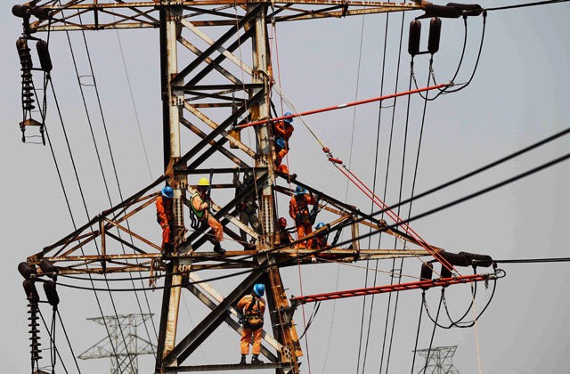 Masuk Daftar Perusahaan Terbesar Dunia, Bos PLN: Makin Mudah Ngutang