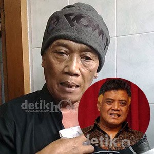 Kenangan Tessy Dilempar Sendal oleh Mamiek