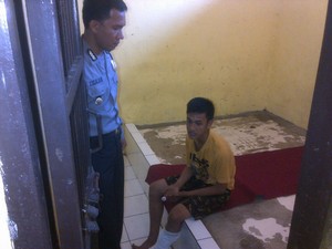 Dikhawatirkan Bunuh Diri, Dedek Pembunuh SPG Dijaga Ketat di Tahanan