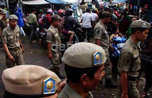 Ahok akan Adakan Psikotes bagi Satpol PP yang Dibekali Senjata Api Saat Tugas