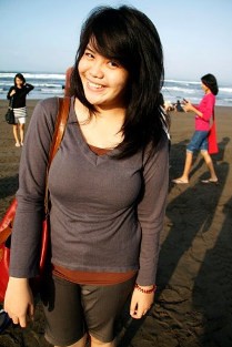 Mau Turun Bobot 8 Kg Ala Widyatri? Perbanyak Minum Air Putih