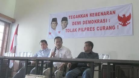 30 Ribu Pendukung Prabowo-Hatta Kepung MK Besok