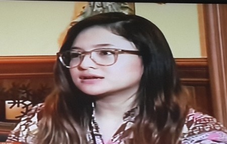 Tak Mau Komentar Masalah Marshanda, Ben Lambaikan Tangan ke Kamera