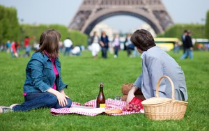Paket Menu Delivery Piknik Mewah Makin Populer di London hingga Paris