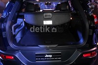 Bagasi All New Jeep Cherokee.