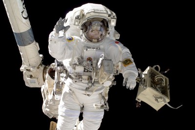 Mengintip Kehidupan Astronot di Luar Angkasa