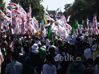Pendukung Prabowo Datangi MK