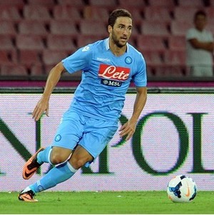 Dihantui Kegagalan Musim Lalu, Higuain Bidik Scudetto