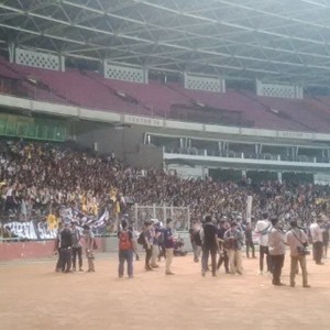Cerita Adi Renaldhi Menerobos ke Lapangan dan Memeluk Pirlo