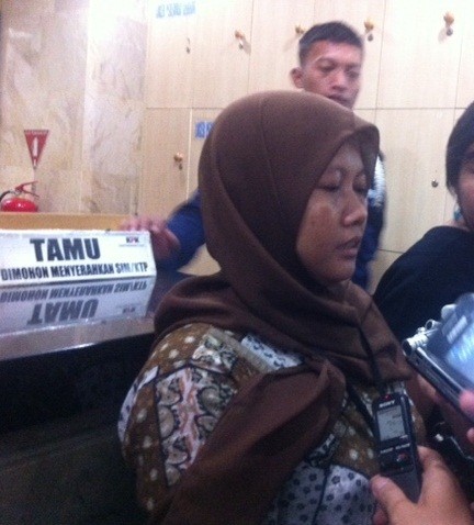 Pastikan Semua Uang Ditukar, Oknum Bandara Sampai Gerayangi TKI di Cengkareng