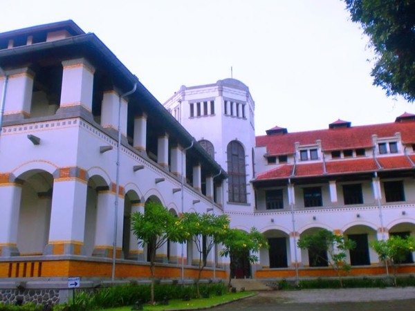 Misteri Kamera Rusak di Lawang Sewu