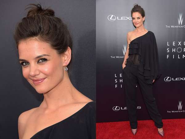 Katie Holmes Cantik dengan Rambut Cepol Katie Holmes Cantik dengan Rambut Cepol