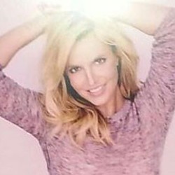 Unggah Foto Seksi di Facebook, Britney Spears Makin Langsing