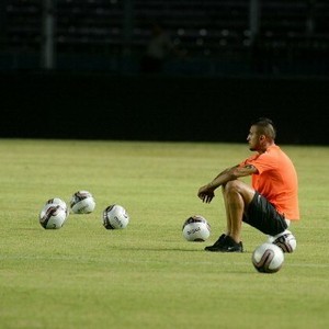 Ini Alasan Allegri Tak Mainkan Vidal