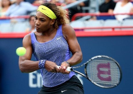 Serena Melaju, Sharapova Dipaksa Main Tiga Set