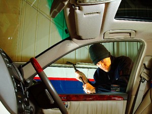 Maling Mobil Makin Canggih Saja
