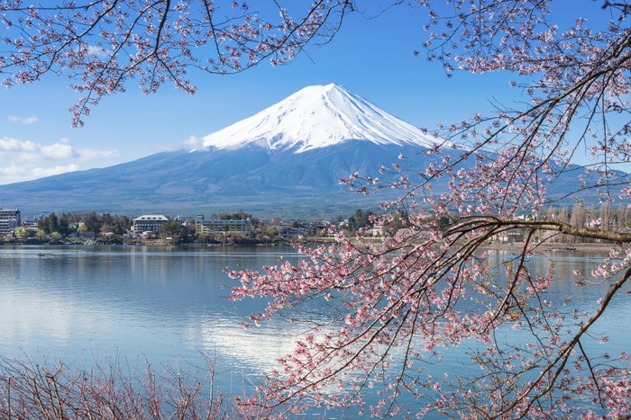 Mengenal Gunung Fuji yang Tercoreng Vandalisme Indonesia