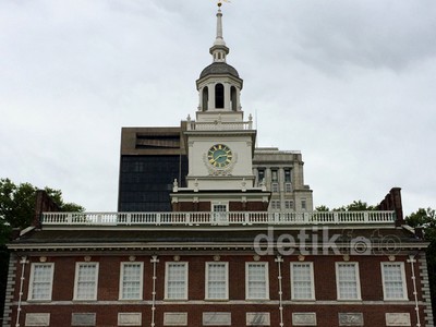 Berkunjung ke Independence Hall Amerika Serikat