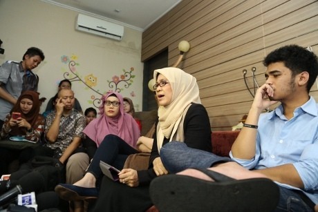 Dinilai Mudah Dipengaruhi Orang Lain, Ini Pesan Adik untuk Marshanda