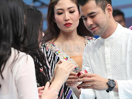 Raffi Ahmad dan Nagita Slavina Kebut Persiapan Pernikahan