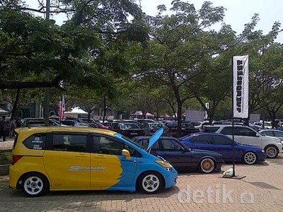 200 Mobil Modifikasi Kongkow di Ancol