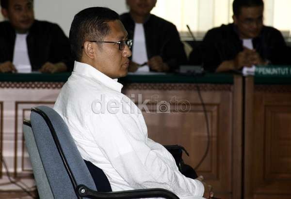 Tak Dijanjikan Anas, Eks Ketua DPC Boalemo Dapat BlackBerry