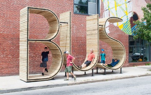 Halte Bus Artistik dan Nyaman ala Sentuhan Seniman