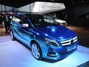 Mercy Siapkan Rival BMW i3