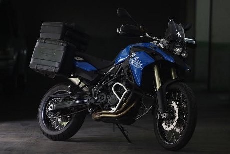 Menaklukkan Motor Petualang BMW F 800 GS