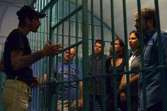 Tur Aneh di Kanada, Turis Jadi Narapidana