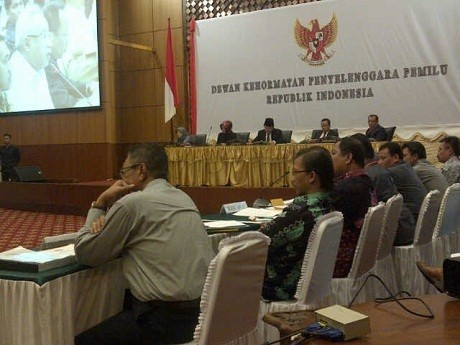 Tak Hanya Prabowo-Hatta, Tim Jokowi-JK Juga Mengadu ke DKPP