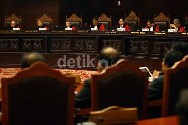 Tak Ada Lagi Srimulat di Panggung Saksi MK