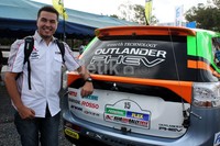 Menurut Brand Ambassador Mitsubishi di Indonesia sekaligus pereli, Rifat Sungkar mobil hybrid sekaligus listrik yang ikut ajang seperti ini merupakan hal yang baru karena pada umumnya mobil seperti itu digunakan di jalanan biasa (on-road).