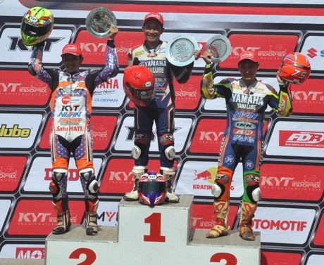 Yamaha Persembahkan Kemenangan untuk Denny Triyugo