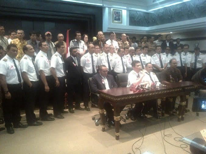 Ratusan Pegawai Merpati Berniat Demo Tuntut Pembayaran Gaji dan THR