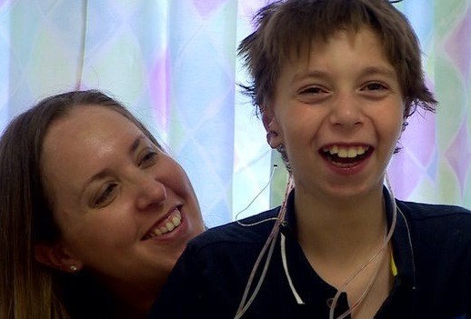 Kena Microtia, Bocah Ini Dibuatkan Telinga dari Tulang Rusuknya