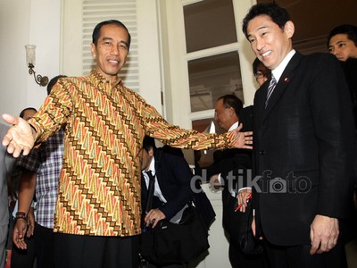 Jokowi Terima Menlu Jepang