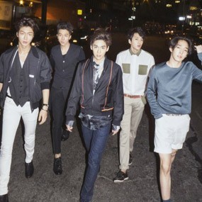 WINNER Debut dengan Dua Lagu Emosional Empty dan Color Ring