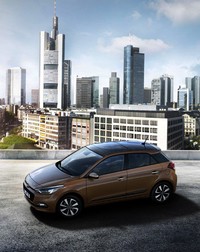 Desain i20 kali ini telah mengadopsi konsep baru Fluidic Sculpture 2.0, yang terlihat pada tampilan lampu terbaru, grill yang lebih besar, dan buntut yang lebih besar. Istimewa/Hyundai.
