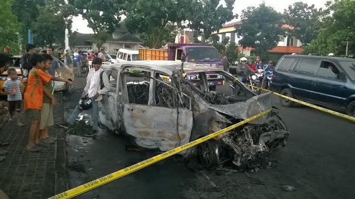 Pengemudi Freed Pemicu Kebakaran 3 Mobil di Bintaro Berusia 64 Tahun, Masih Shock