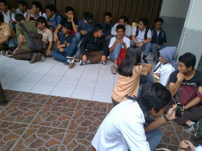 30-an Murid SMA 3 DKI Support 4 Rekannya di Sidang Penganiayaan Afriand