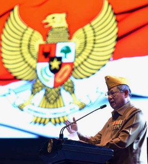 SBY Beri Penghargaan Pimpinan Lembaga Tinggi Negara hingga Para Menteri