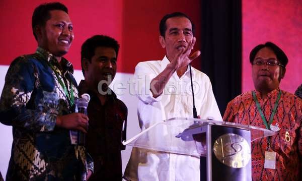 Akankah Jokowi Naikkan Harga BBM? Ini Kata Tim Transisi