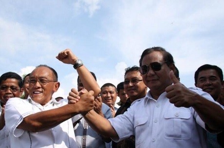 Golkar Belum Pernah Jadi Oposisi, Ical Mampu Ubah Tradisi?