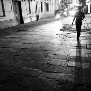 Bermain Efek High Contrast B&W di Street Photography