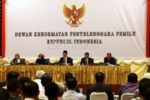 Saksi Prabowo dan KPU Saling Sanggah Soal Undangan Buka Kotak Suara