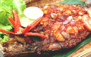 Bubur Gunting dan Ayam Cincane, Sajian Unik Kalimantan Timur